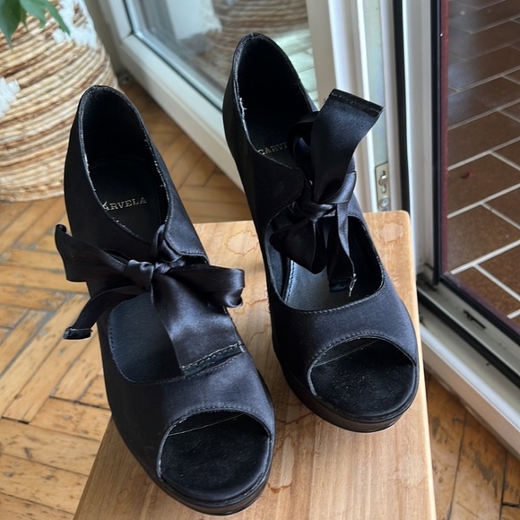 Carvela coctail - party peep toe lace up satin stillettos - Picture 1 of 8